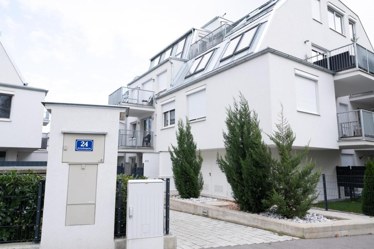 Modern Apartment W/ Cozy Balcony Near City Center Viyana Dış mekan fotoğraf