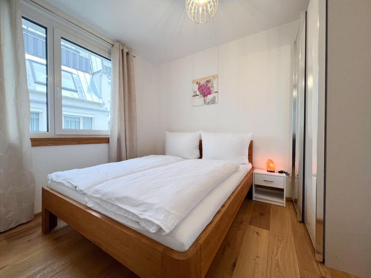 Modern Apartment W/ Cozy Balcony Near City Center Viyana Dış mekan fotoğraf